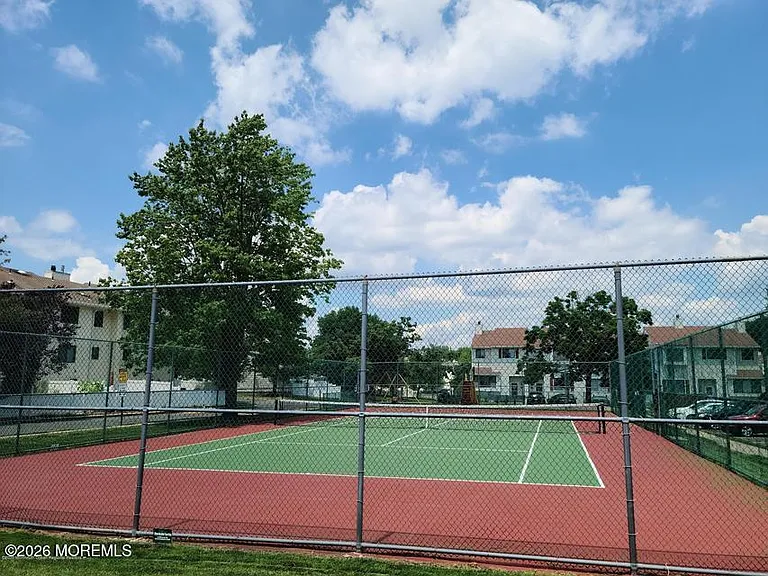 215 Clubhouse Dr — Photo 23