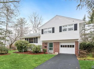 419 Grant Ave, Cresskill, NJ 07626