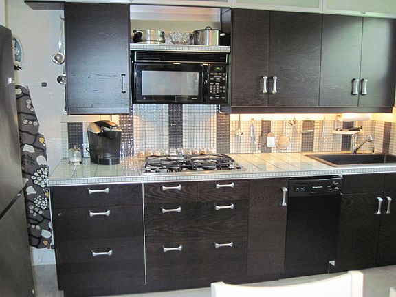 kitchen counter top range