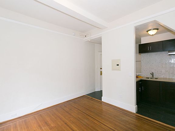 4th image of 124 Mason St APT 702