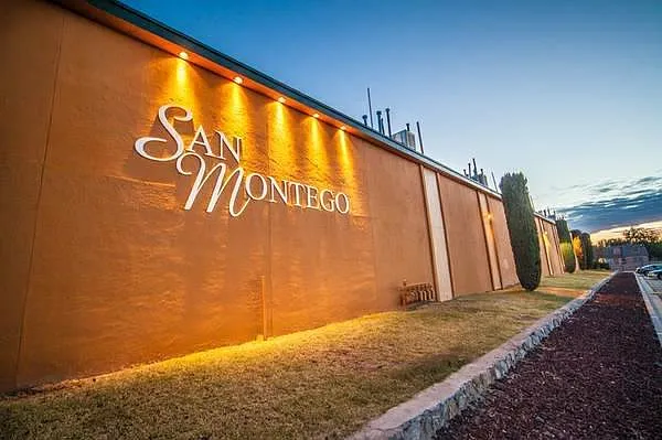 San Montego Apartments