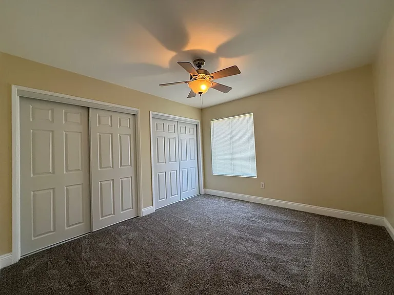 419 Sierra St — Photo 15