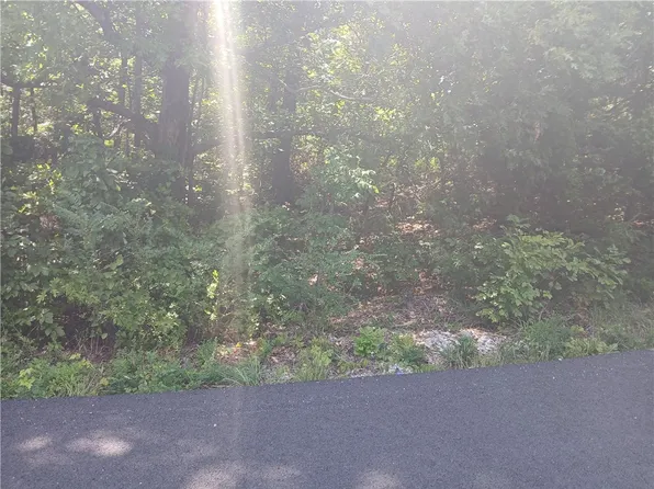 S Highland Blvd, Mountain Home, AR 72653