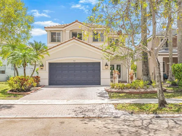 943 Golden Cane Dr, Weston, FL 33327