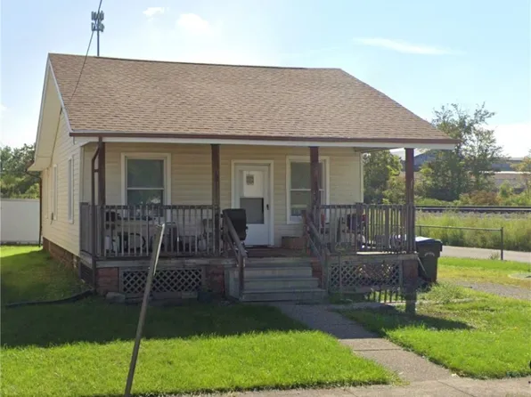 164 Woodbury St, Elyria, OH 44035