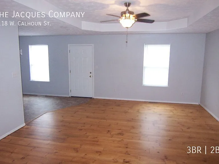 2118 W Calhoun St — Photo 7