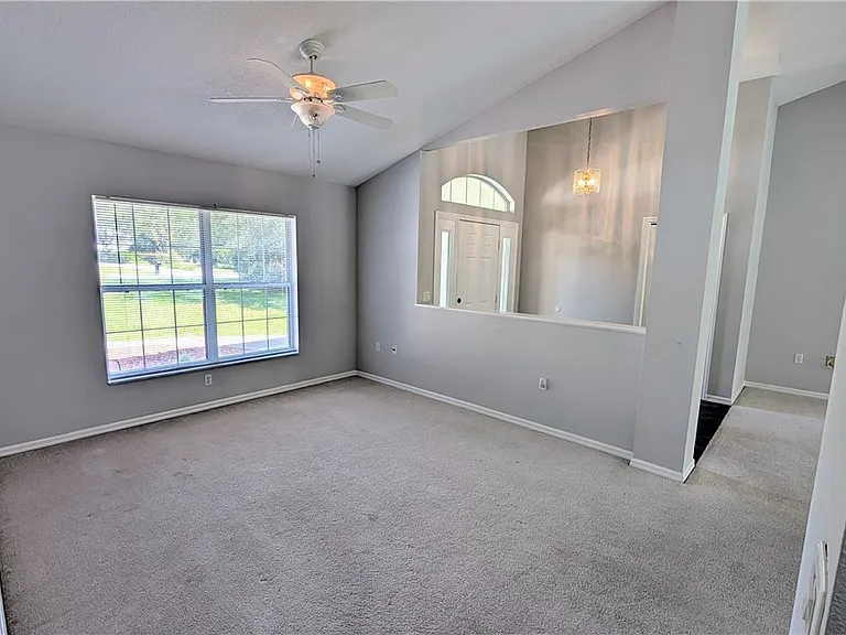4565 N Allamandra Dr — Photo 4
