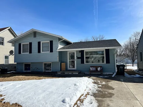 939 S 24th St, Fort Dodge, IA 50501