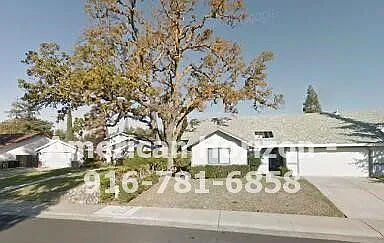 9085 Lismore Dr photo 1
