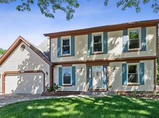 1350 E Meadow Ln, Olathe, KS 66062