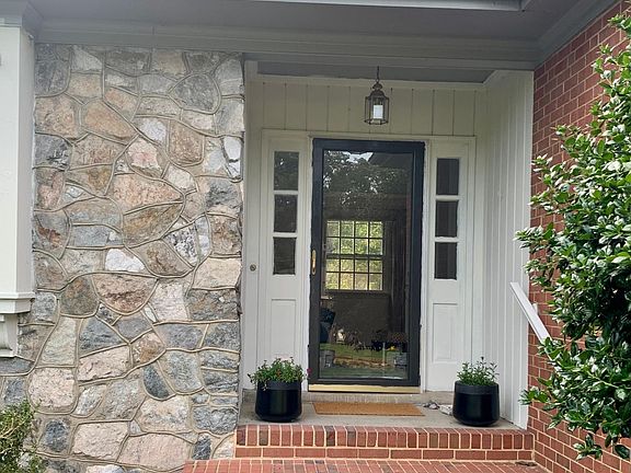 2nd image of 2520 Wyndham Dr