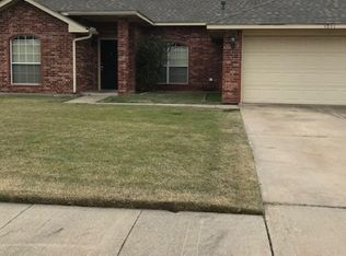 1841 Parkridge Dr, Norman, OK 73071