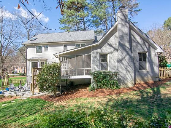 5th image of 5652 Bloomingdale Ct