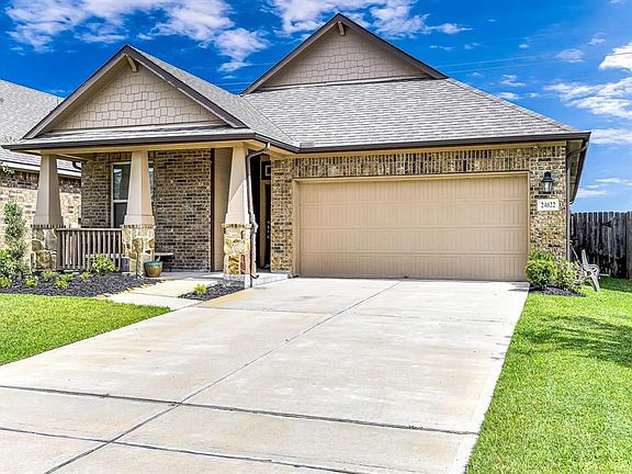 3rd image of 24622 Royal Pike Dr