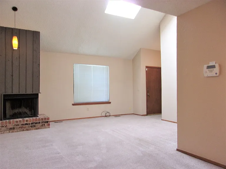 TJ 12 - FFG 8911 8913 — Photo 7