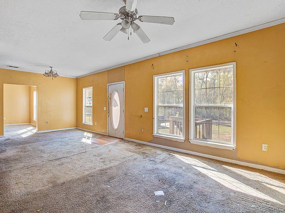 3rd image of 5664 Dixie Plantation Rd