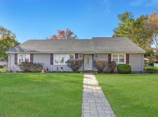 409 Forest Ave, Paramus, NJ 07652