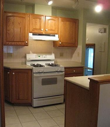 5th image of 15402 Edgecliff Ave