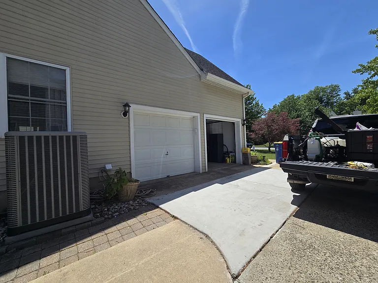 34 Margaret Dr — Photo 30