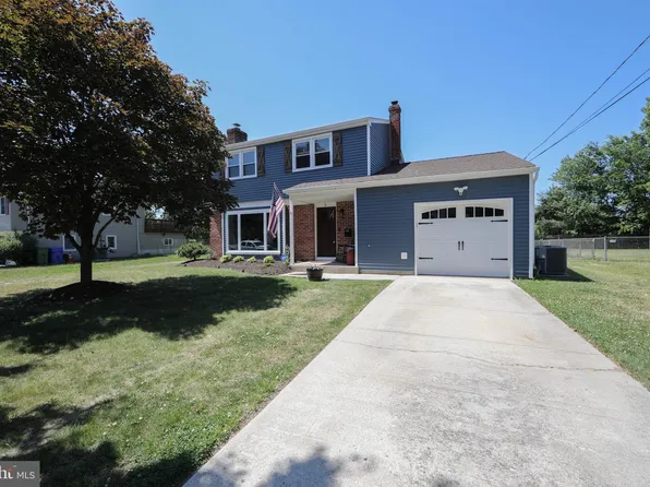 5 Princess Ave, Marlton, NJ 08053