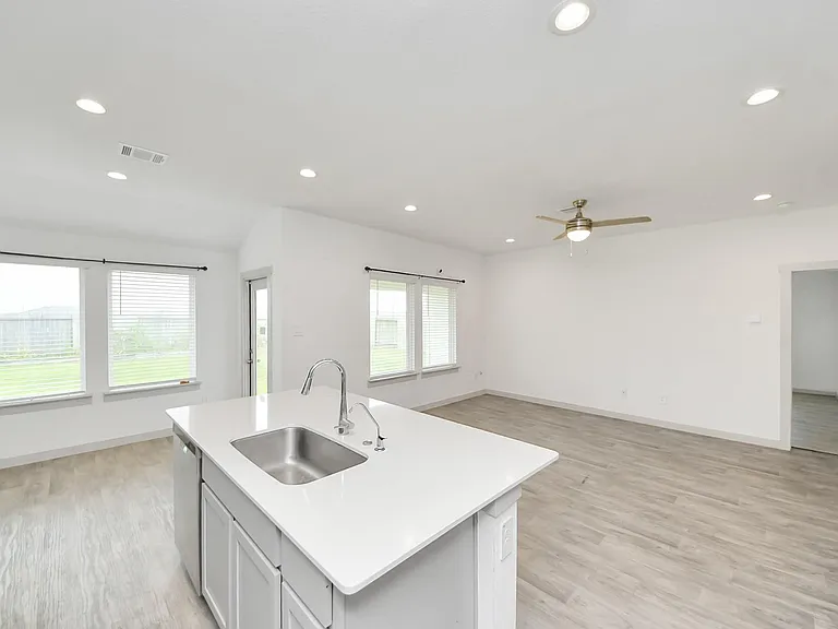 7923 Cattleman Valley Dr — Photo 15