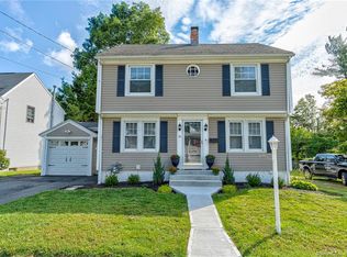 51 N Hoadley St, Naugatuck, CT 06770