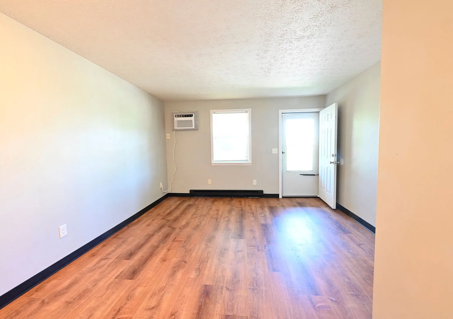 1 Bed / 1 Bath Apartment for Rent in Mansfield, OH — Photo 3