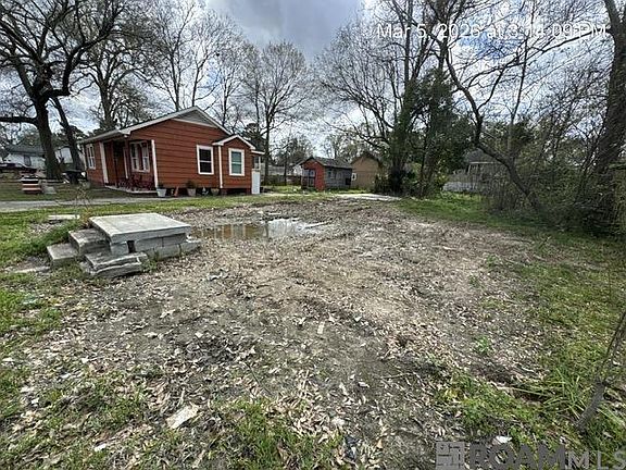 2nd image of 3695 N Foster Dr