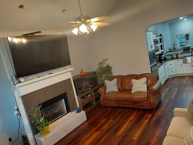 713 Regiment Way — Photo 4
