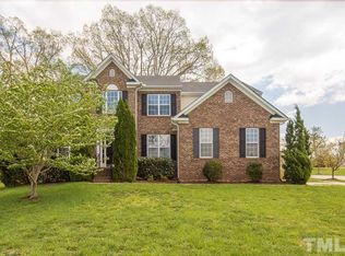 916 Pristine Ln, Rolesville, NC 27571