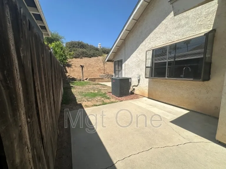 7575 Skyview Rd — Photo 20