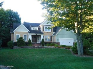 77 W Farr Rd, Norton Shores, MI 49444