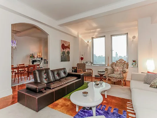 Sold by Sotheby's International Realty | media 3