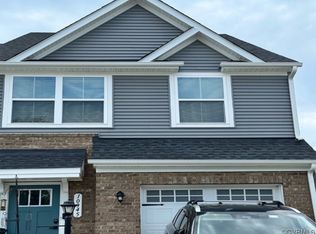 10945 Genito Square Dr, Midlothian, VA 23112