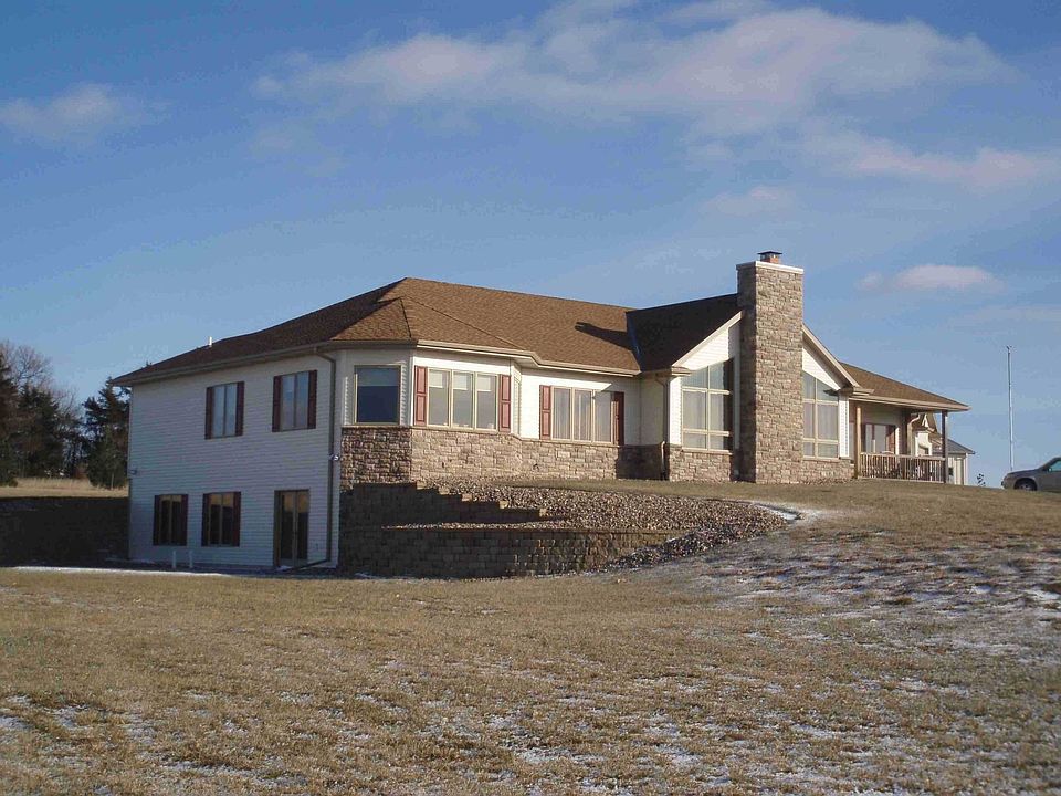 18459 300th St, Treynor, IA 51575 | Zillow