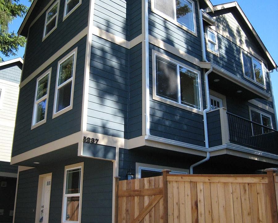 Standalone Townhouse