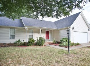 162 Buttonwood Dr, Jackson, TN 38305