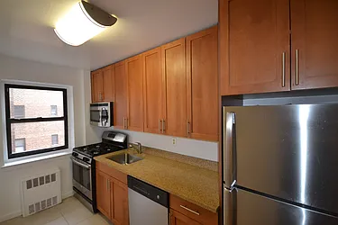 Rented by Silverstein Collection LLC 