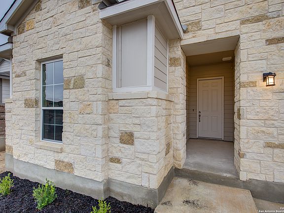 3rd image of 3509 Tripps Place