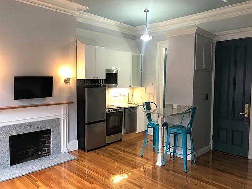88 Charles St #1 Photo 1