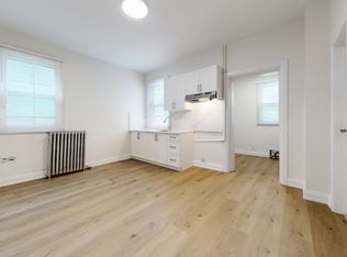 415 Brunswick Ave #4, Toronto, ON M5R2Z2