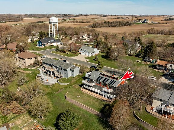 4th image of 9 Island Heights Ct NE