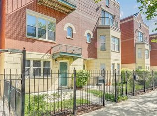1124 E 46th St, Chicago, IL 60653