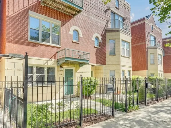 1124 E 46th St, Chicago, IL 60653