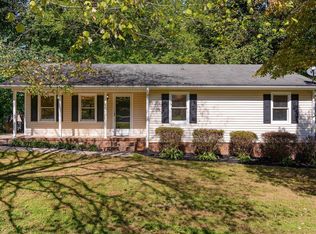 1021 N Carr St, Mebane, NC 27302