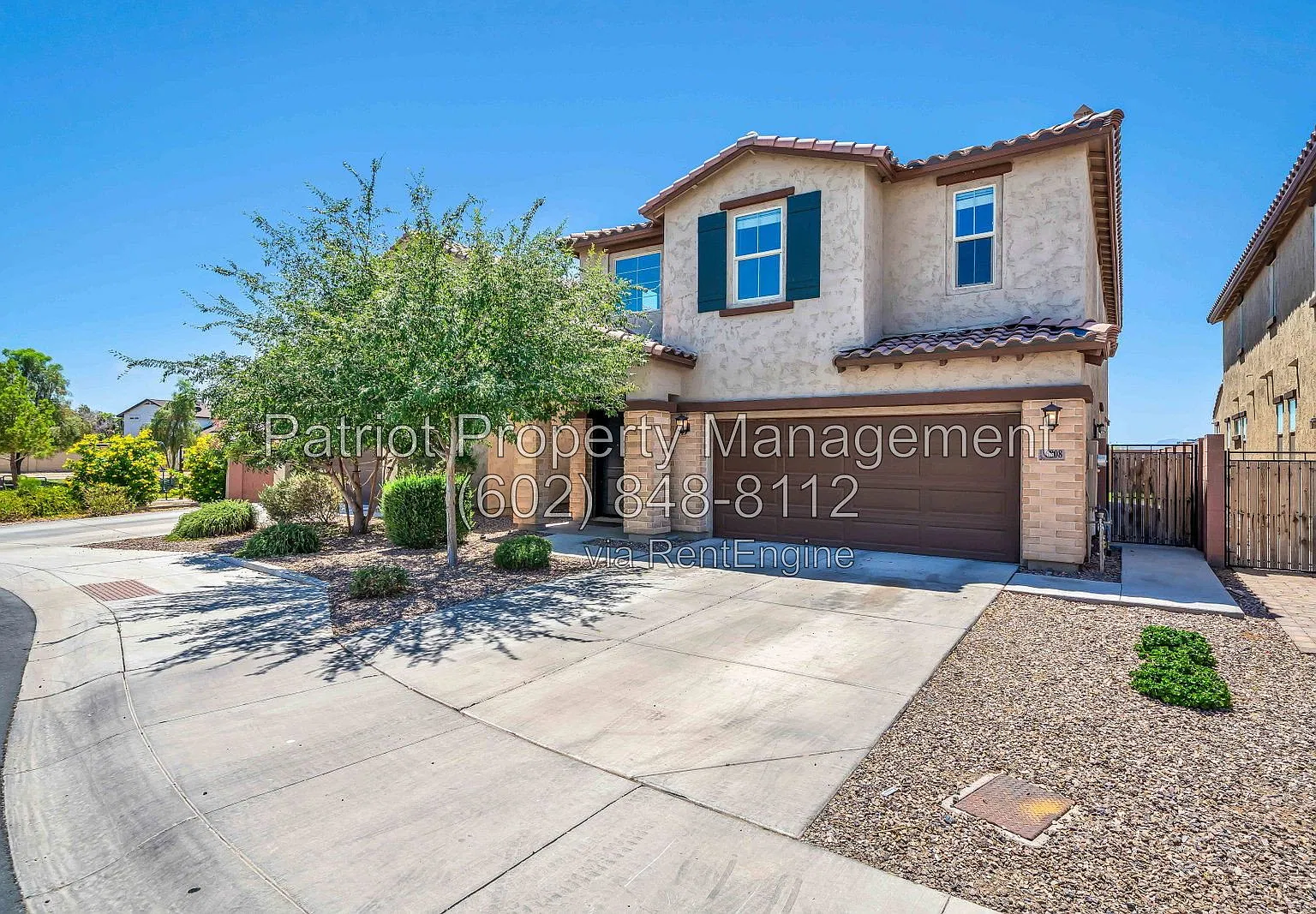 5 bed, 3.0 bath, 2466 sqft, $2,500 — Photo 2