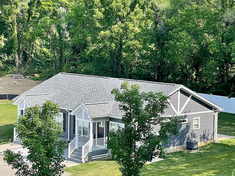 891 Old Vinton Mill Rd NE #B — Photo 25
