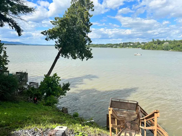 214 Way Lane, Bridport, VT 05734