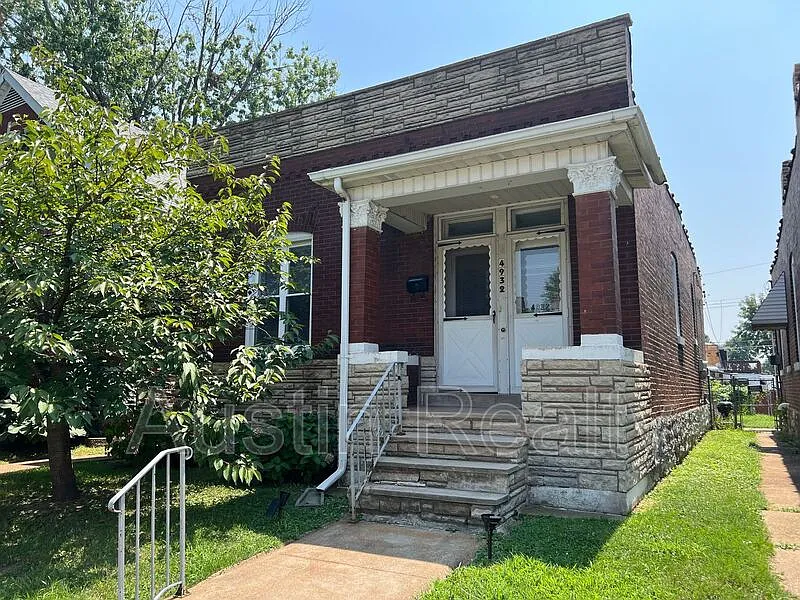 4932 Schollmeyer Ave