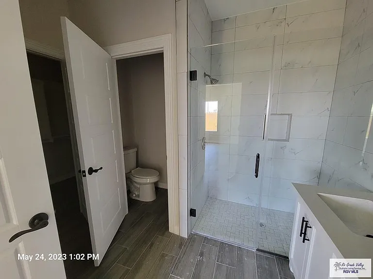 4704 River Oak Cir — Photo 9
